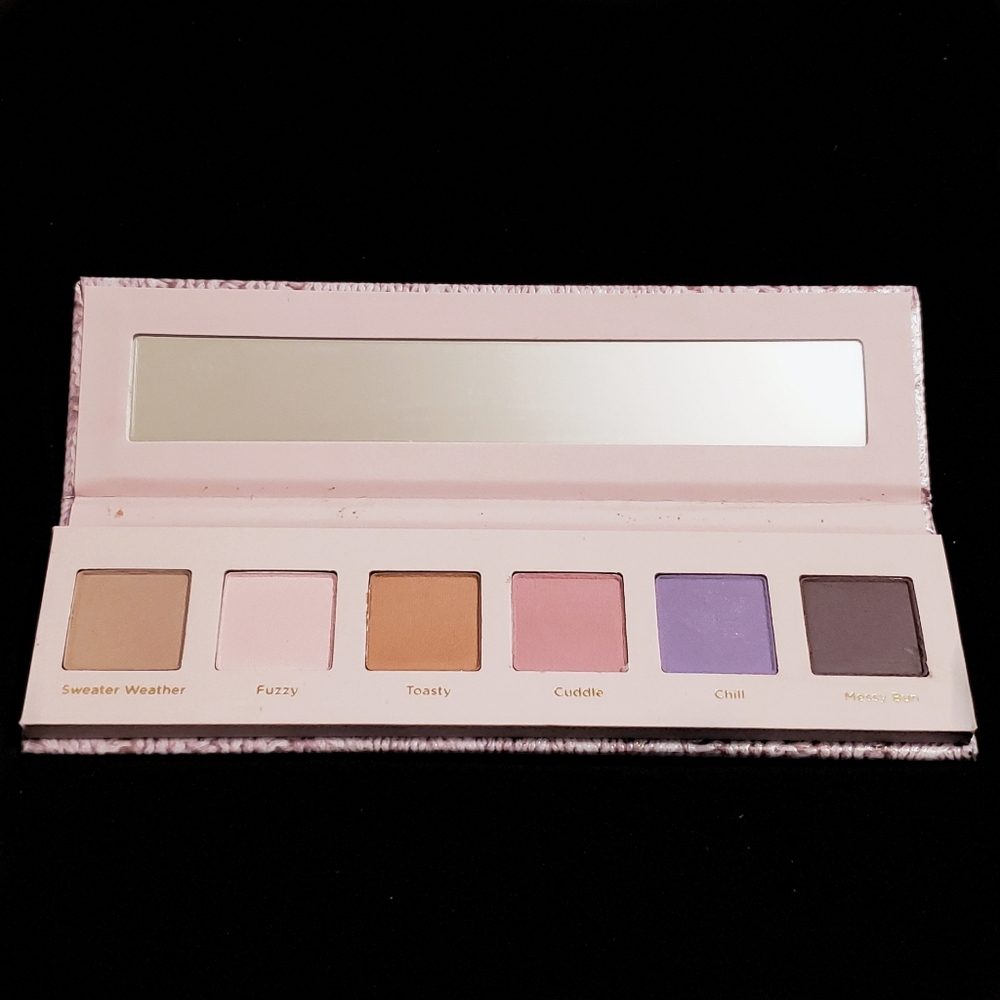 Dominique Sweater Weather Eyeshadow Palette
